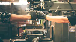 workforce-leadership-fist-bump