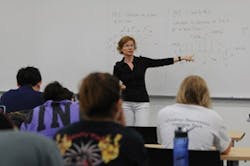 1610-women-4 1610-women-4