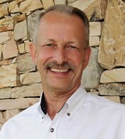 ian-mckinnon ian-mckinnon