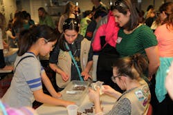 introduce-girl-engineering2 introduce-girl-engineering2