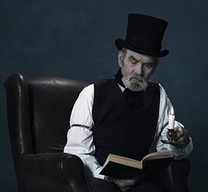 1661879772975 Charlesdickens