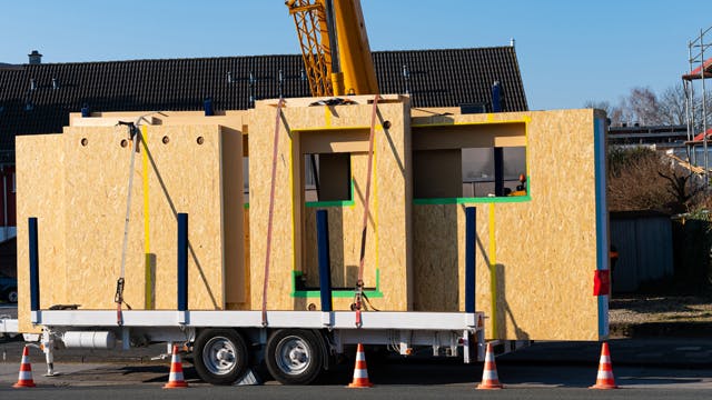 Modular home manufacturer fined $272K by OSHA for 27 health and safety violations