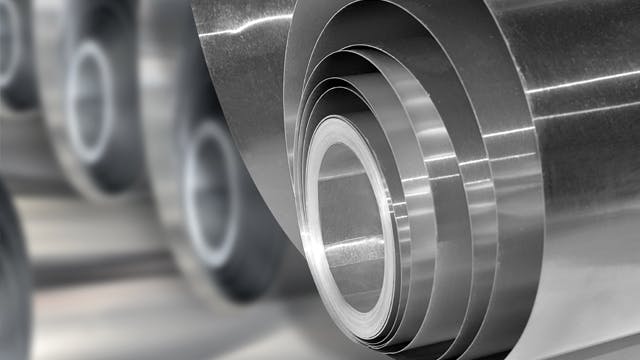 5 workers killed, 10 injured in explosion at aluminum manufacturing facility