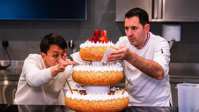 Robotics gets a sweet upgrade with the world&rsquo;s first edible robot cake