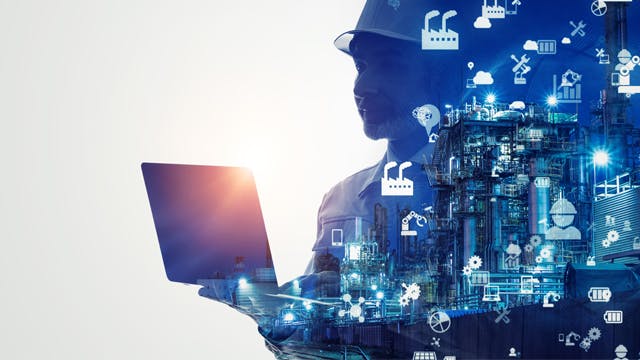 Manufacturing minute: 4 must-read articles on data-powered production, simplifying digital adoption, and more
