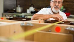 690d201ce056663f8cec5f6a Assemblingkitchencabinets124897731lightpoetdreamst 690d201ce056663f8cec5f6a Assemblingkitchencabinets124897731lightpoetdreamst