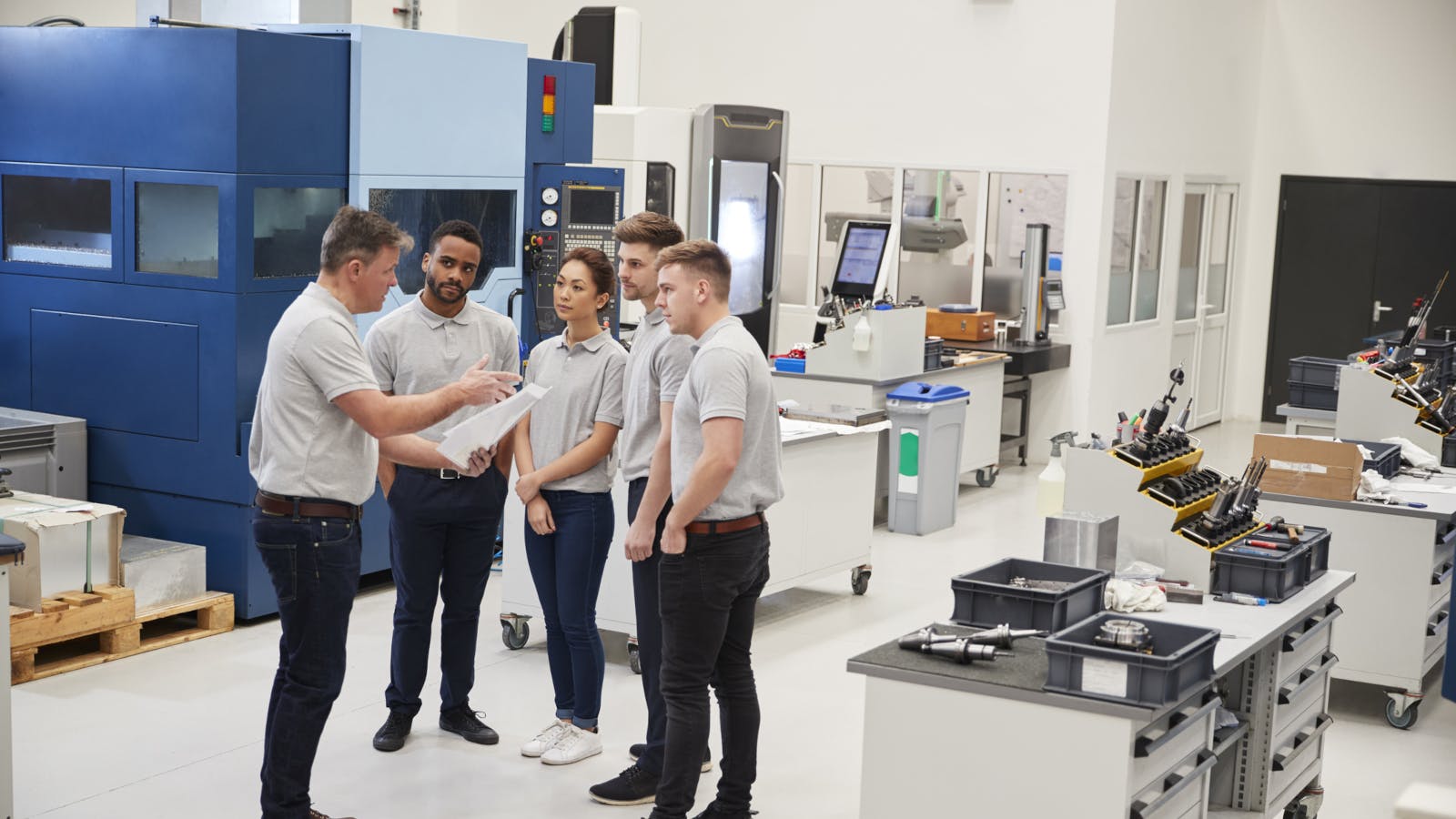 factoryworkplacetrainingid_119419783__monkey_busin