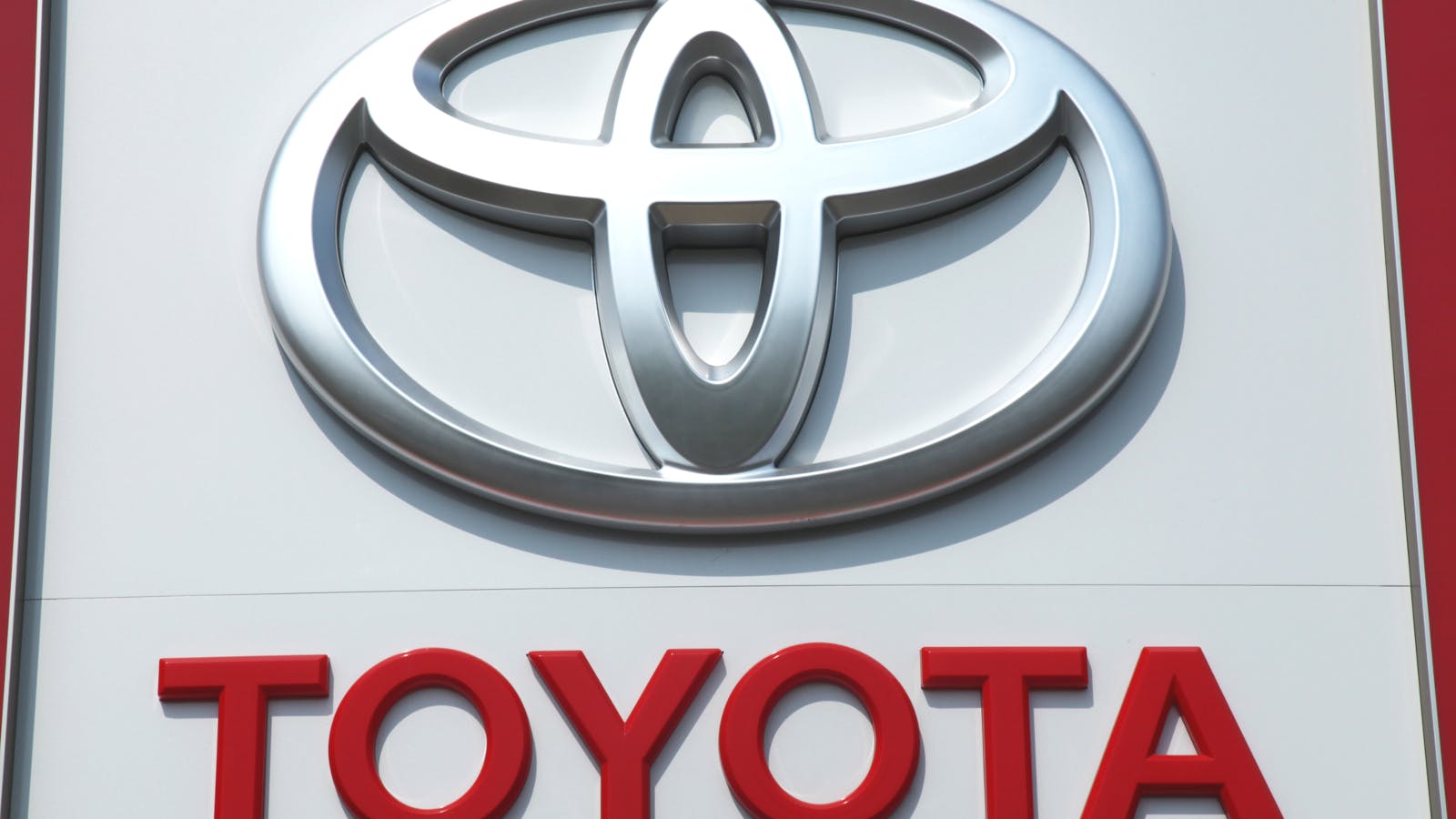 696fda91c391338eb353fd02 Toyota19543386alain Lacroixdreamstime