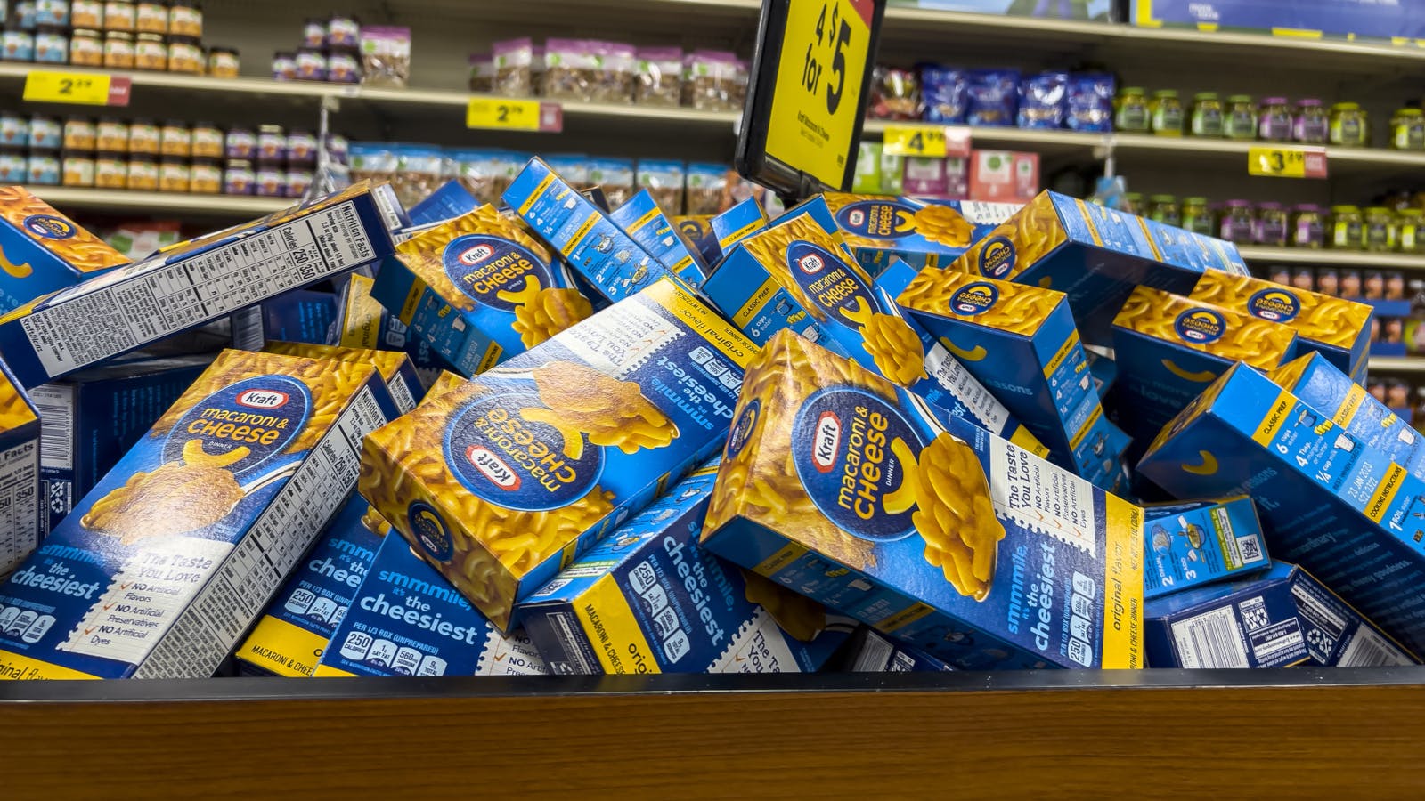 kraftmaccheeseid_250708245colleenmichaelsdreamstim