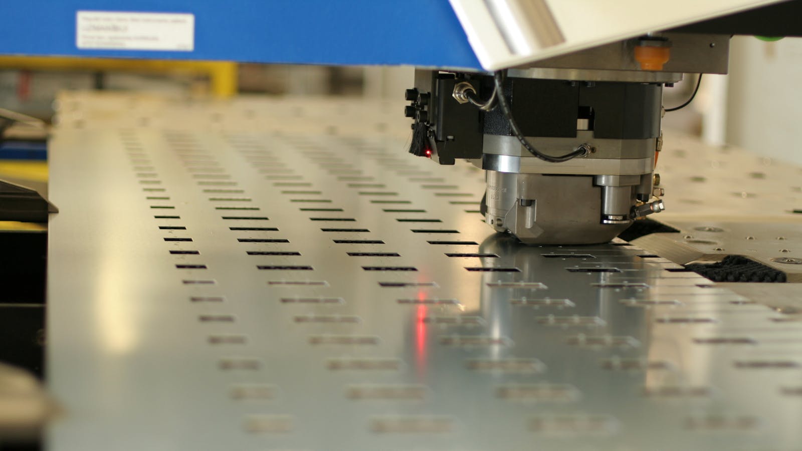 metalstampingdreefdreamstime