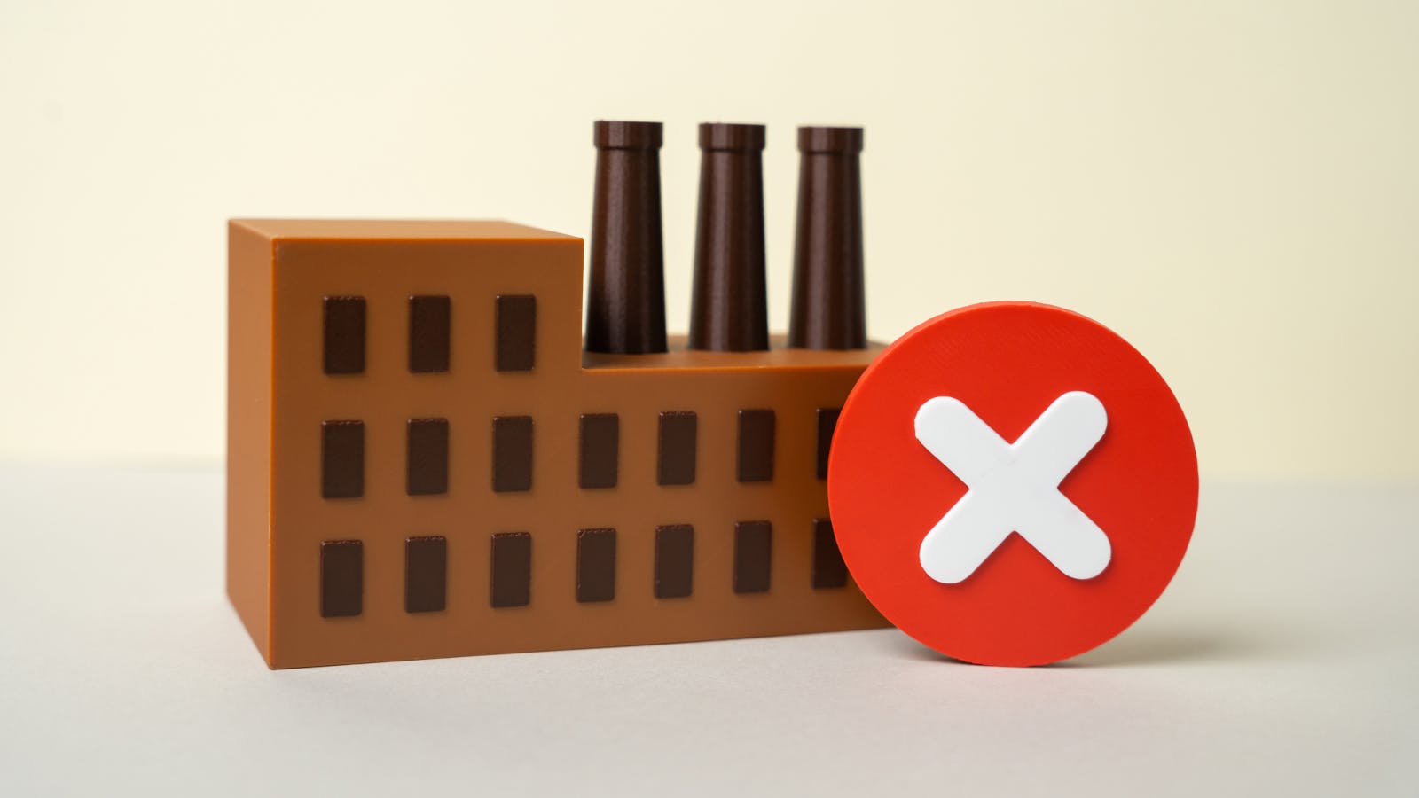 factoryclosurexid_432126290andrii_yalanskyidreamst